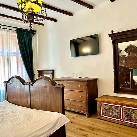 The Throne - M Museum Hotel Sighisoara Exterior photo