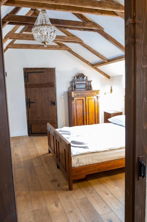 The Throne - M Museum Hotel Sighisoara Exterior photo