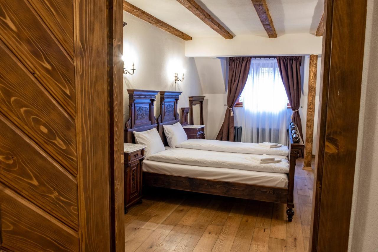 The Throne - M Museum Hotel Sighisoara Exterior photo