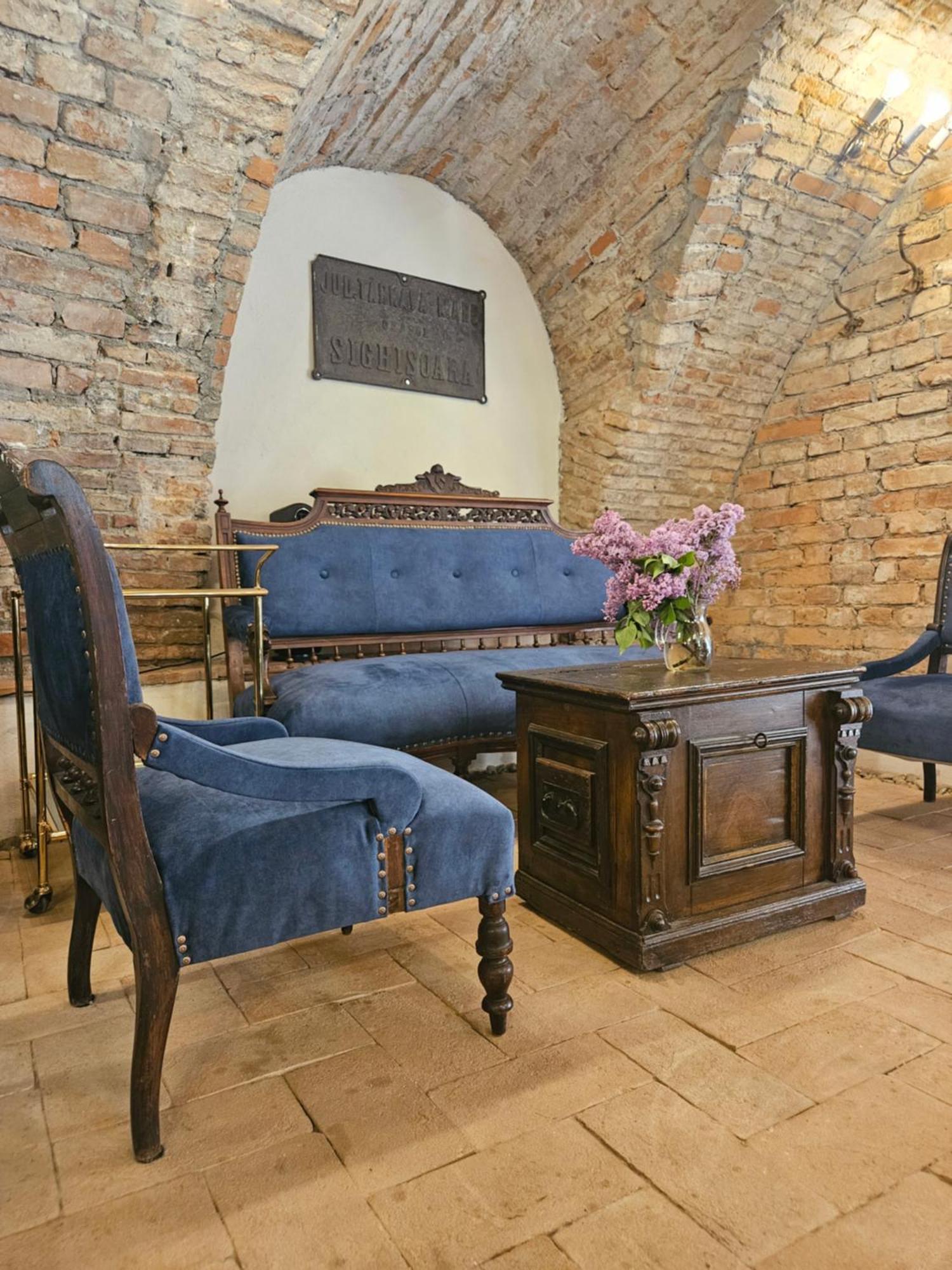 The Throne - M Museum Hotel Sighisoara Exterior photo