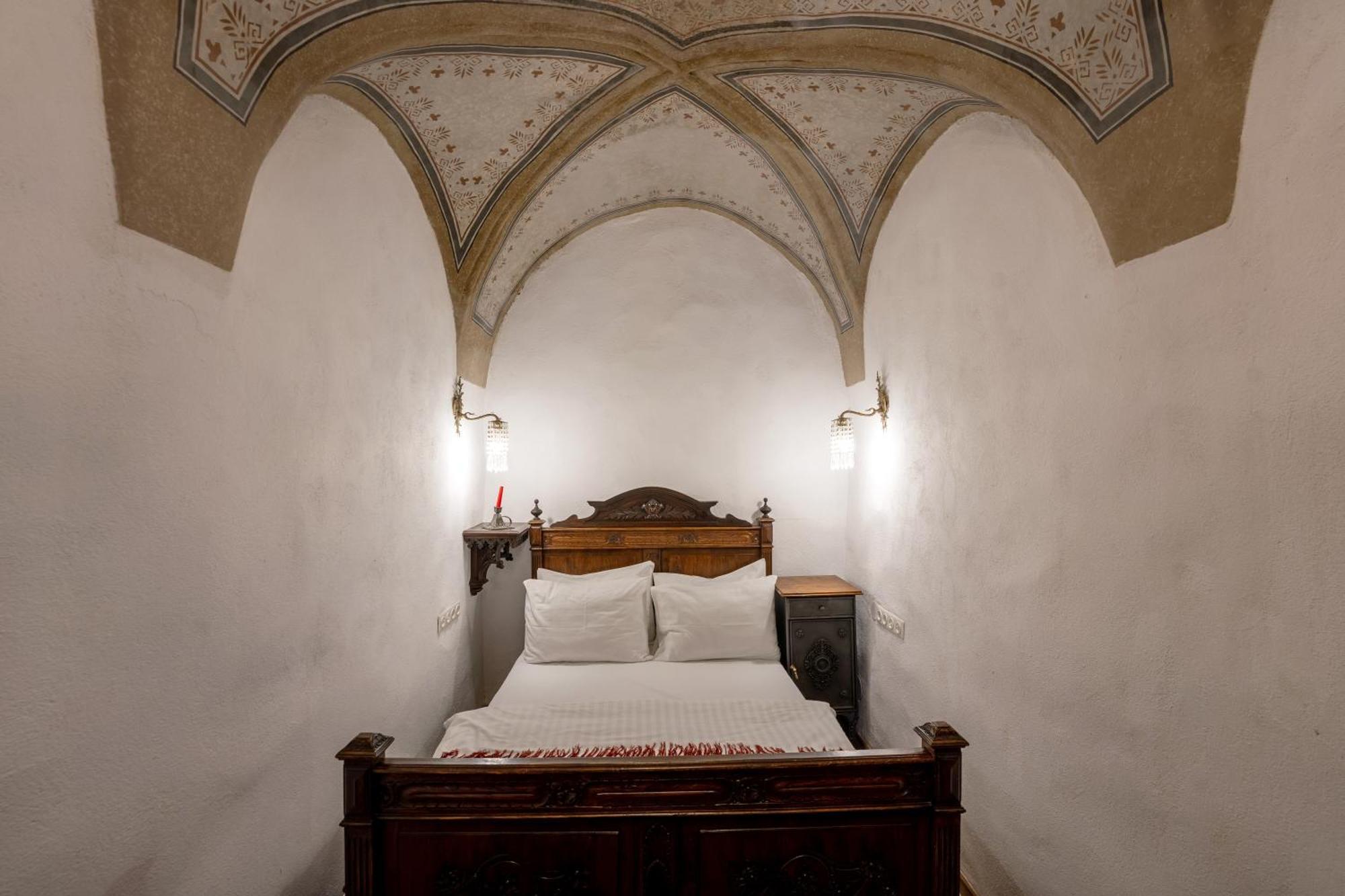 The Throne - M Museum Hotel Sighisoara Exterior photo